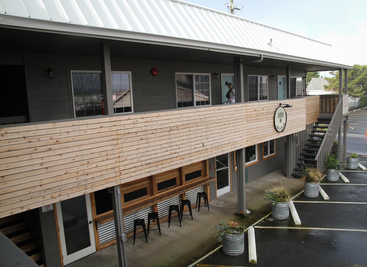 Ashore Hotel Seaside Exteriör bild